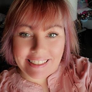 Meet your Posher, Joan